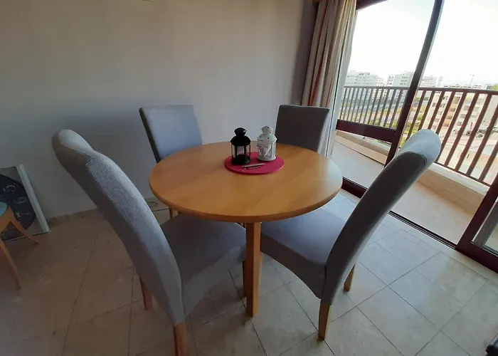 Апартаменти Da Rocha Confort